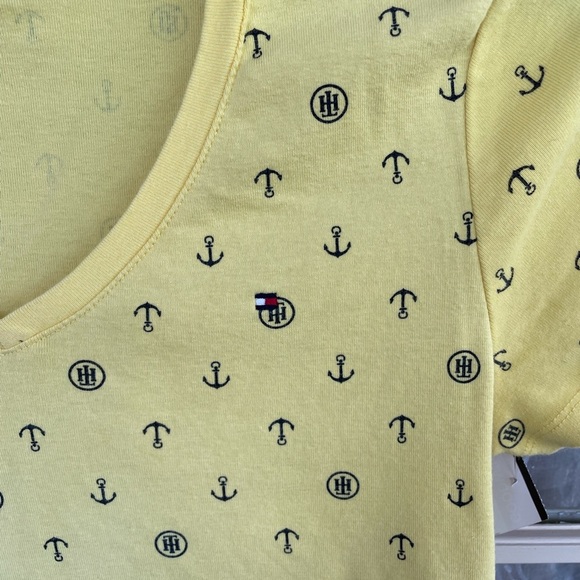Tommy Hilfiger Yellow Graphic Tee - Picture 3 of 4